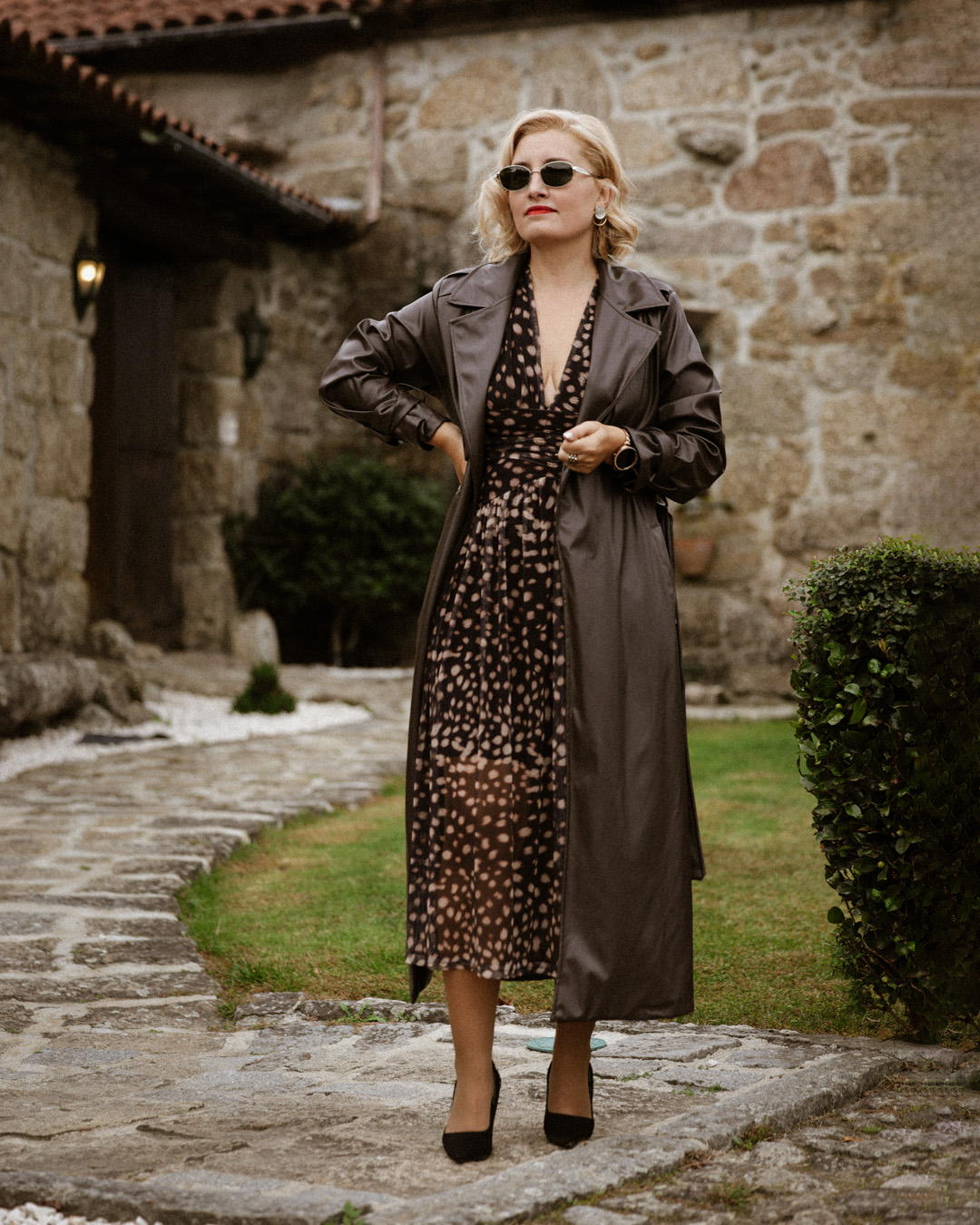 Gabardine Marys